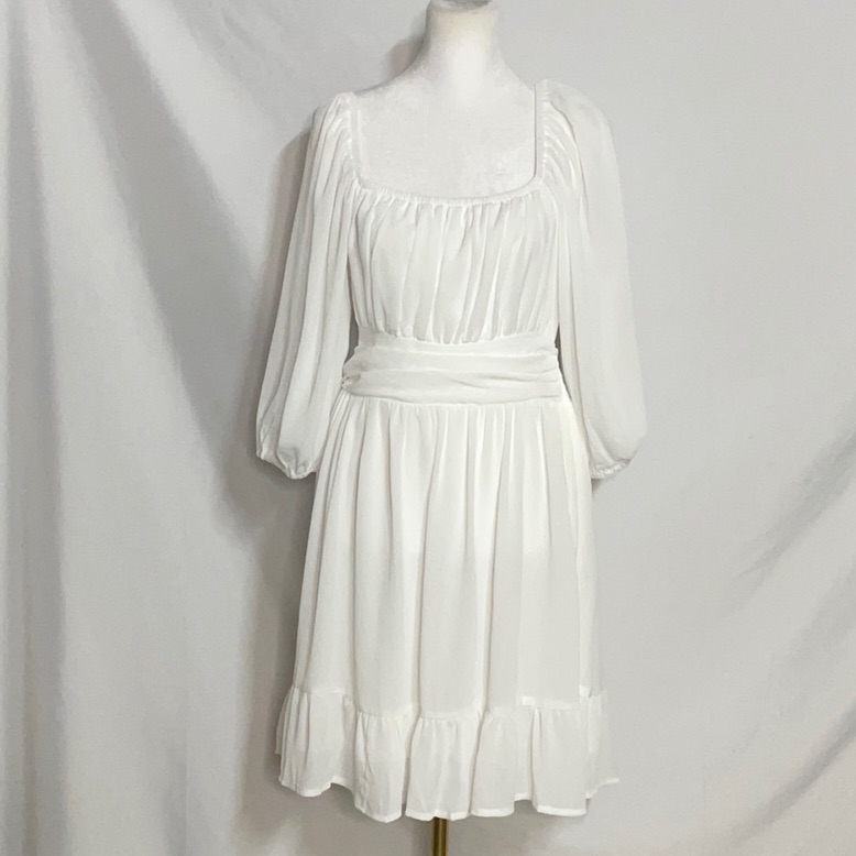 Elegant White Women's Dress Puffy Sleeves Ties In Back Lined Size M